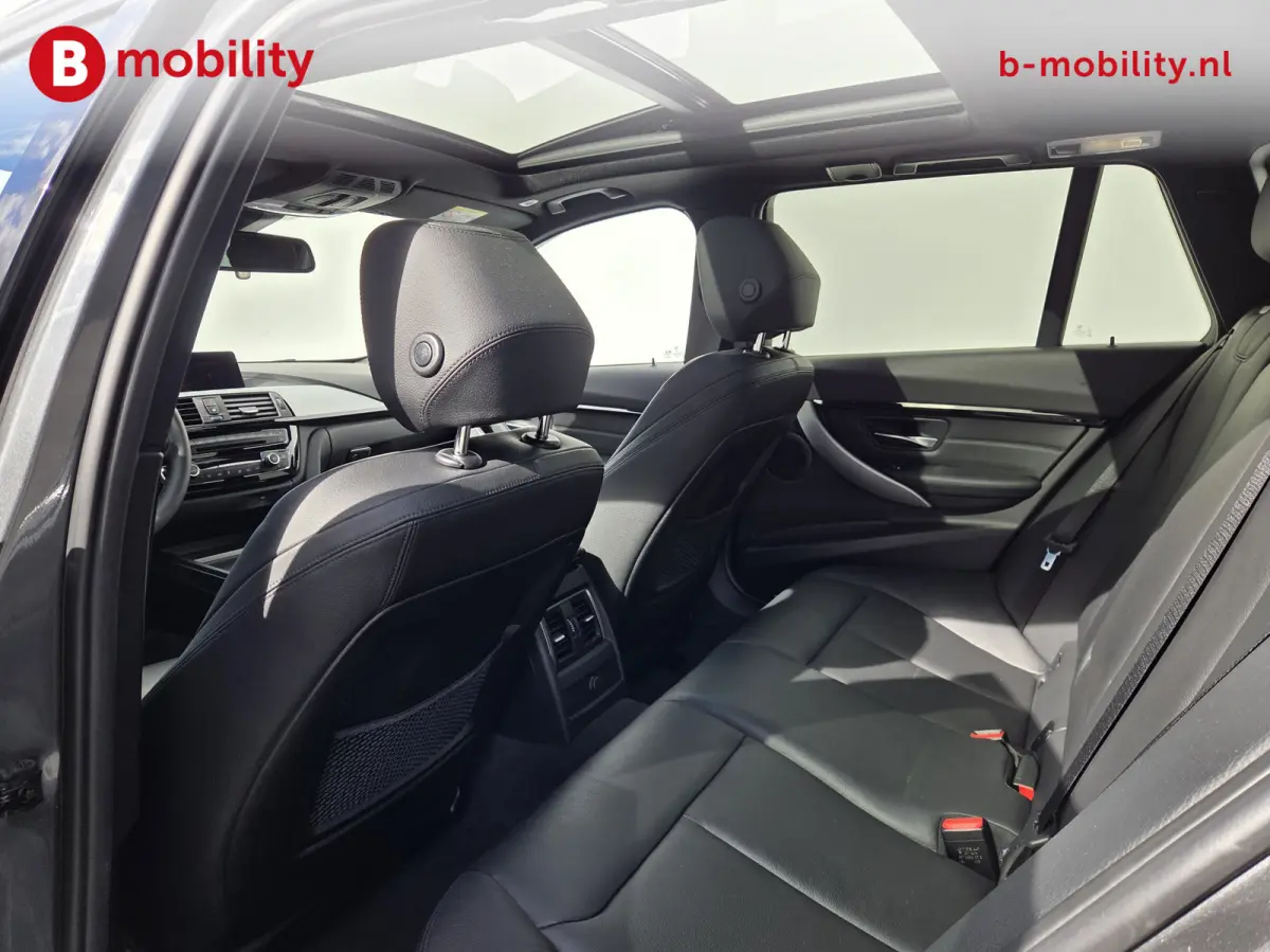 320i High Executive M-Sport Trekhaak 1800kg Apple CarPlay NL Auto! | Head-Up | Panoramadak | Hifi | DAB Audio | Leer