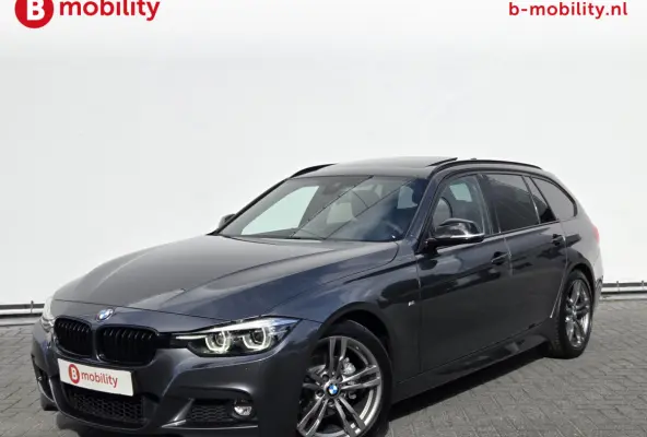 320i High Executive M-Sport Trekhaak 1800kg Apple CarPlay NL Auto! | Head-Up | Panoramadak | Hifi | DAB Audio | Leer
