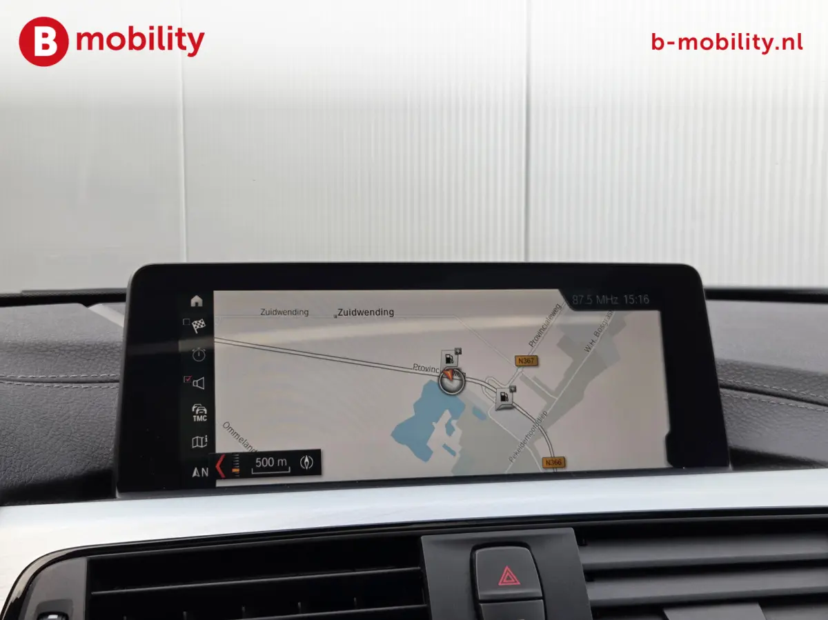 320i High Executive M-Sport Trekhaak 1800kg Apple CarPlay NL Auto! | Head-Up | Panoramadak | Hifi | DAB Audio | Leer