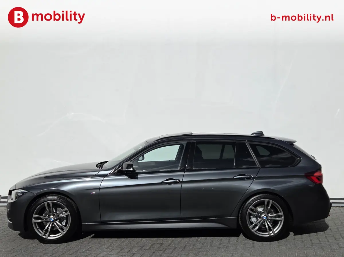 320i High Executive M-Sport Trekhaak 1800kg Apple CarPlay NL Auto! | Head-Up | Panoramadak | Hifi | DAB Audio | Leer