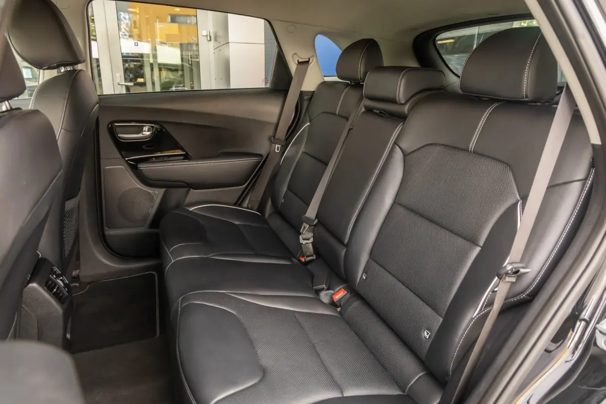 ExecutiveLine 64 kWh | Elek. Stoelen met Memory | Leder | Stoelventilatie- Verwarming | Apple Carplay/Android Auto | Achteruitrijcamera | Dodehoek detectie | Achteruitrijcamera | Apple Carpl