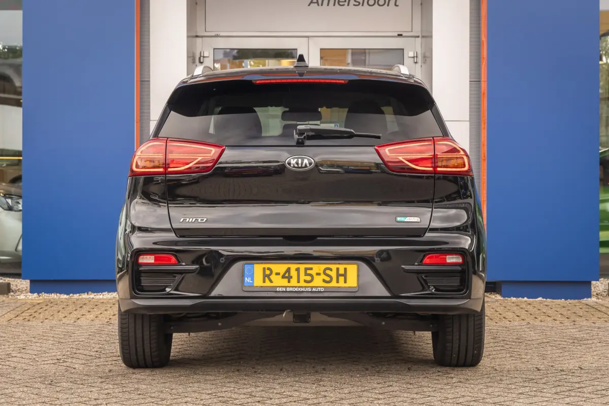 ExecutiveLine 64 kWh | Elek. Stoelen met Memory | Leder | Stoelventilatie- Verwarming | Apple Carplay/Android Auto | Achteruitrijcamera | Dodehoek detectie | Achteruitrijcamera | Apple Carpl