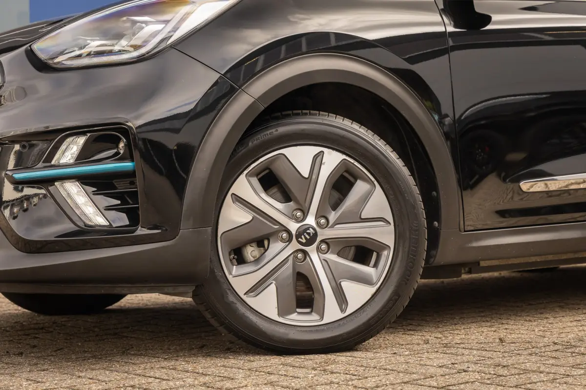 ExecutiveLine 64 kWh | Elek. Stoelen met Memory | Leder | Stoelventilatie- Verwarming | Apple Carplay/Android Auto | Achteruitrijcamera | Dodehoek detectie | Achteruitrijcamera | Apple Carpl