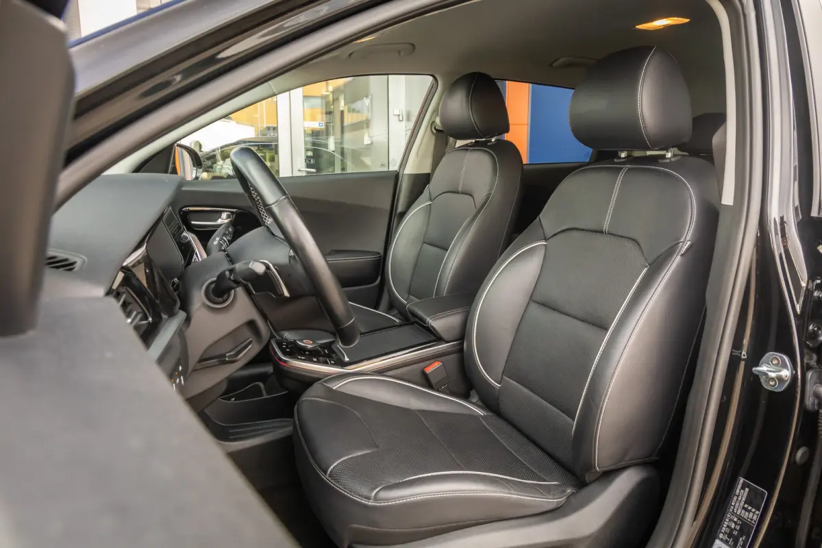 ExecutiveLine 64 kWh | Elek. Stoelen met Memory | Leder | Stoelventilatie- Verwarming | Apple Carplay/Android Auto | Achteruitrijcamera | Dodehoek detectie | Achteruitrijcamera | Apple Carpl
