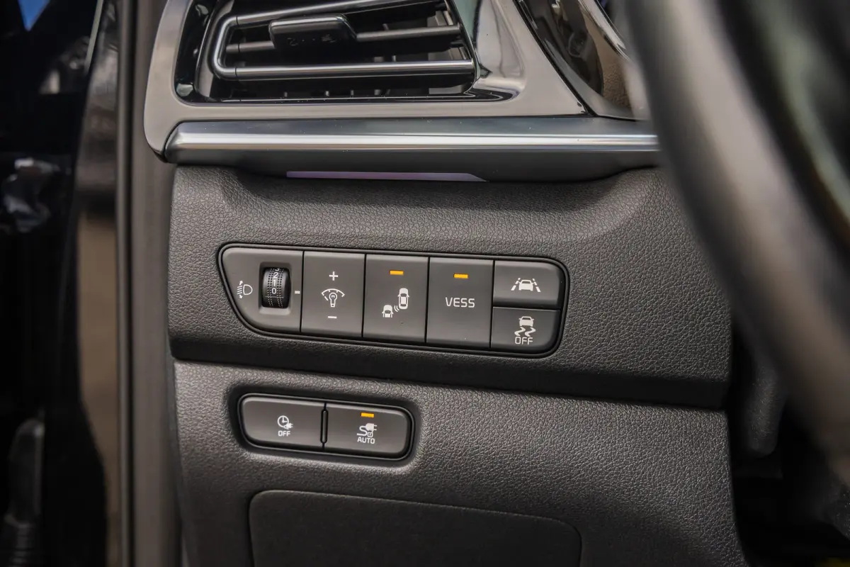 ExecutiveLine 64 kWh | Elek. Stoelen met Memory | Leder | Stoelventilatie- Verwarming | Apple Carplay/Android Auto | Achteruitrijcamera | Dodehoek detectie | Achteruitrijcamera | Apple Carpl