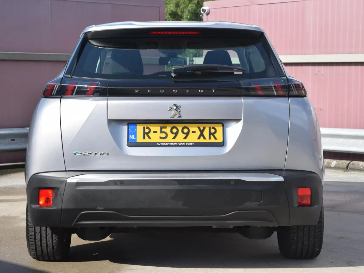 EV Active 50 kWh | CLIMATE CONTROL | PARKEERSENSOREN MET CAMRERA | CRUISE CONTROL |