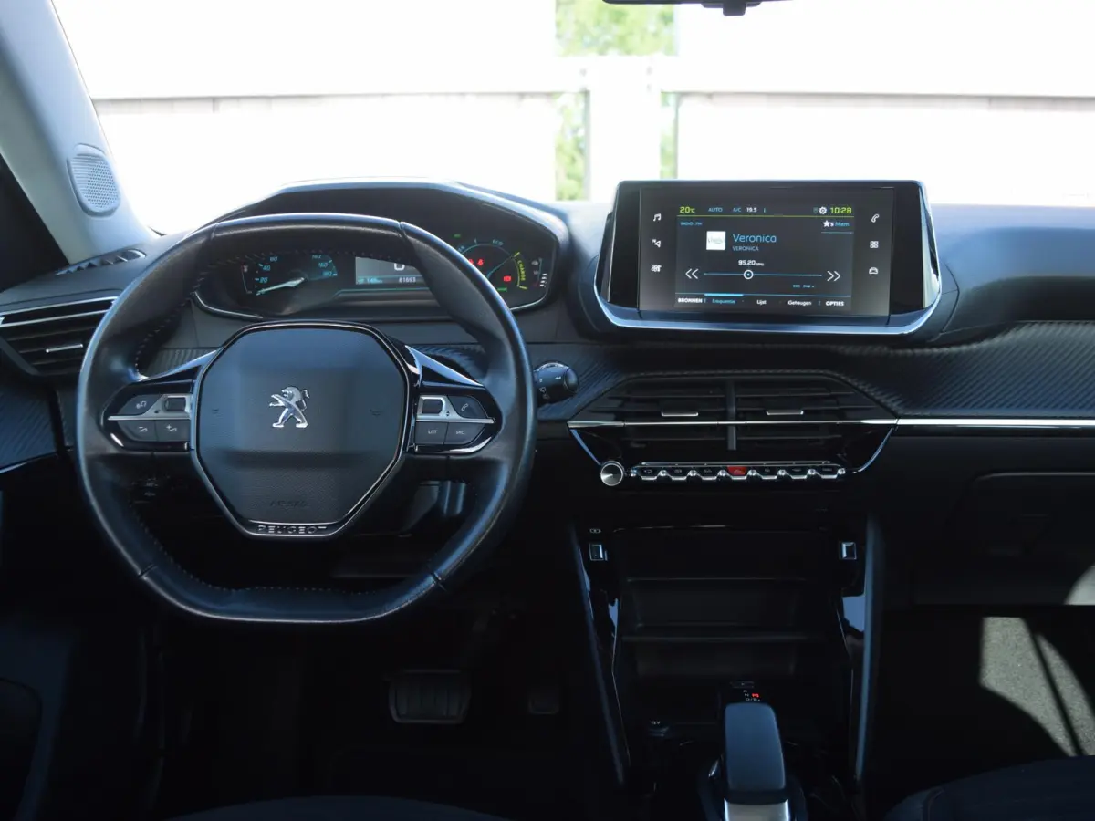 EV Active 50 kWh | CLIMATE CONTROL | PARKEERSENSOREN MET CAMRERA | CRUISE CONTROL |