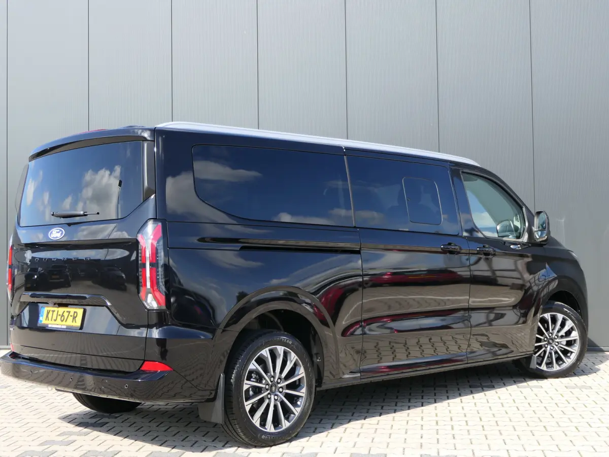 Tourneo 340 2.5 PHEV L2H1 Titanium X | Leder | 19 Inch | Elek. Schuifdeuren | 360 Camera | BLIS | Adaptive Cruise | CarPlay/Android Auto | 8-Persoons