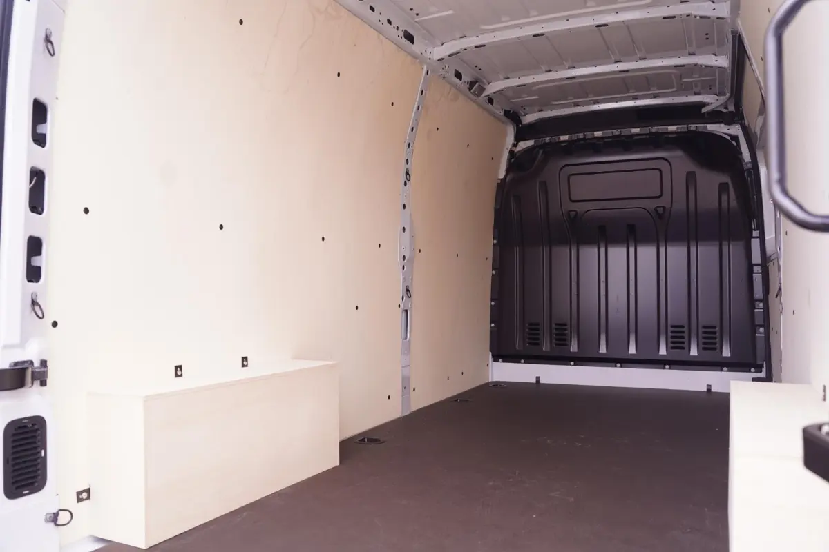 2.3 DCI 135 pk L3H2 Navi, Camera, Laadruimte Pakket, PDC V+A, 270 Graden Deuren, Smartphone Lader, 3-Zits, Nieuw
