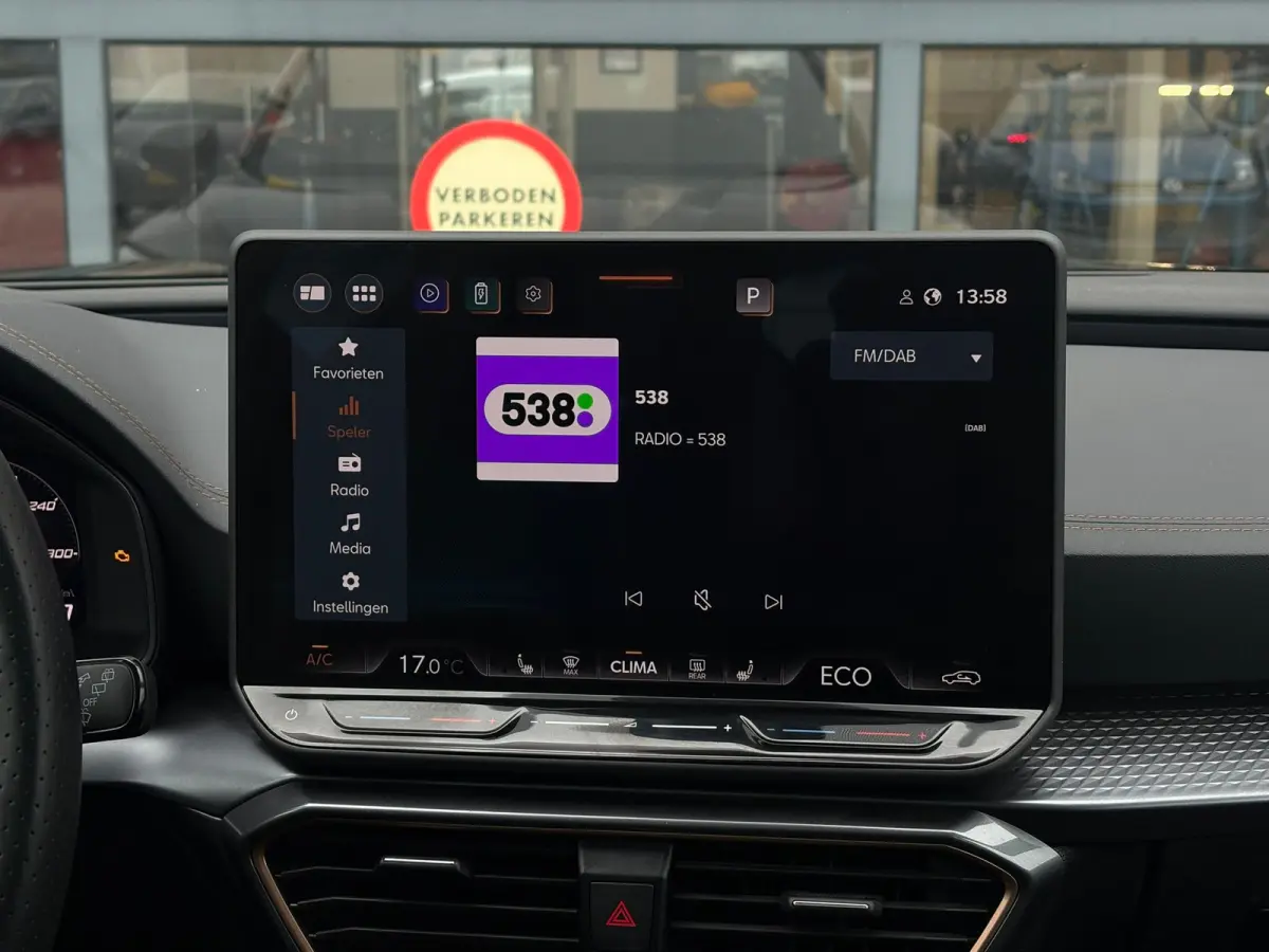 1.5 TSI e-Hybrid 272 pk VZ Performance | Panoramadak | Wegklapbare Trekhaak | Rondomzicht camera | Stuur/stoel verwarming |