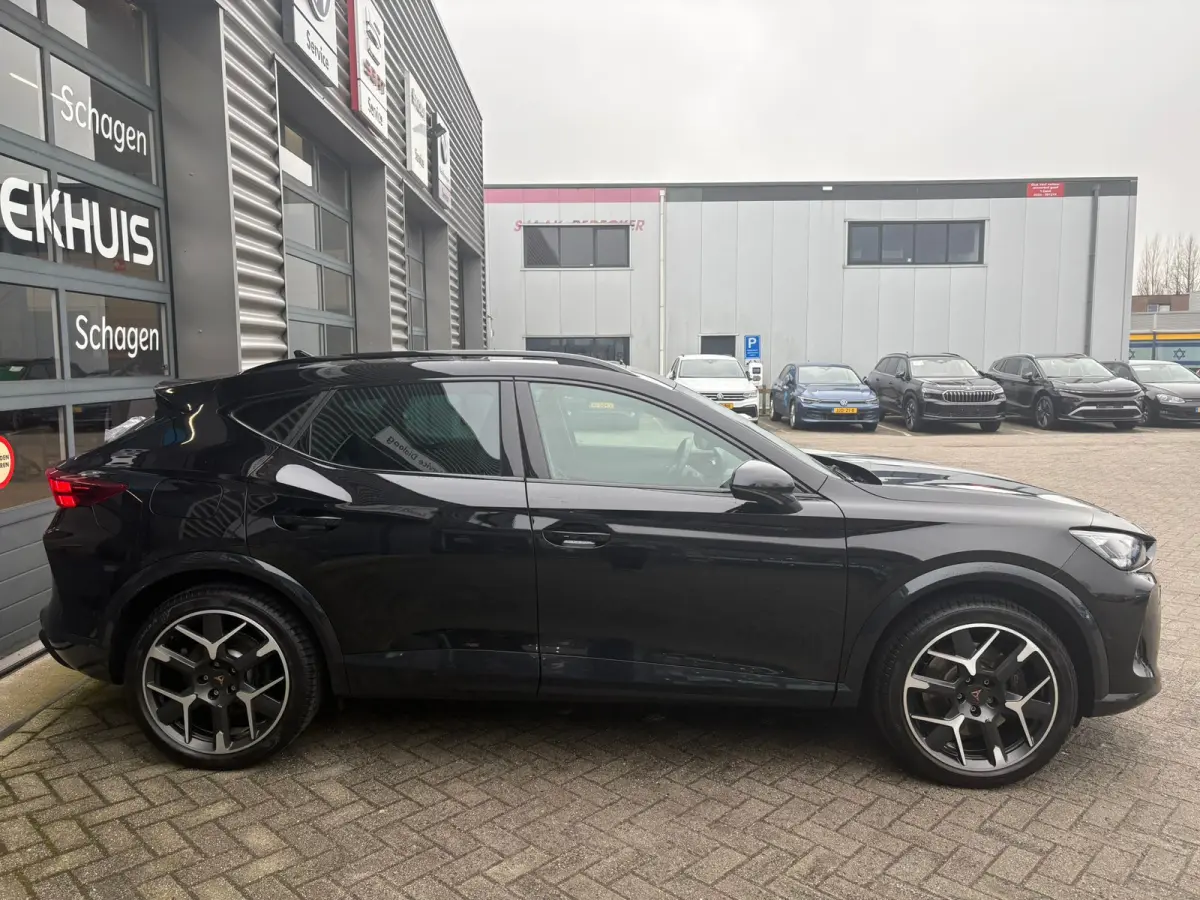 1.5 TSI e-Hybrid 272 pk VZ Performance | Panoramadak | Wegklapbare Trekhaak | Rondomzicht camera | Stuur/stoel verwarming |