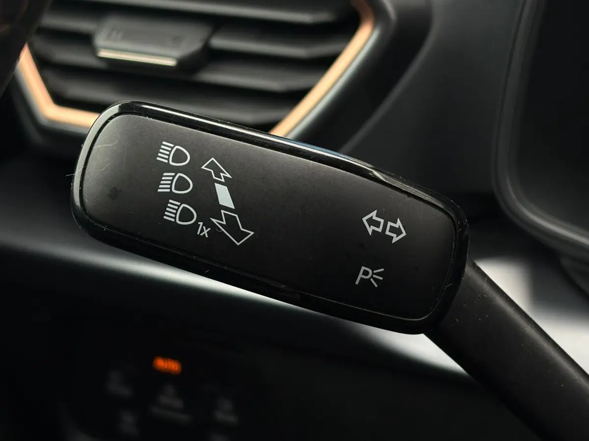 1.5 TSI e-Hybrid 272 pk VZ Performance | Panoramadak | Wegklapbare Trekhaak | Rondomzicht camera | Stuur/stoel verwarming |