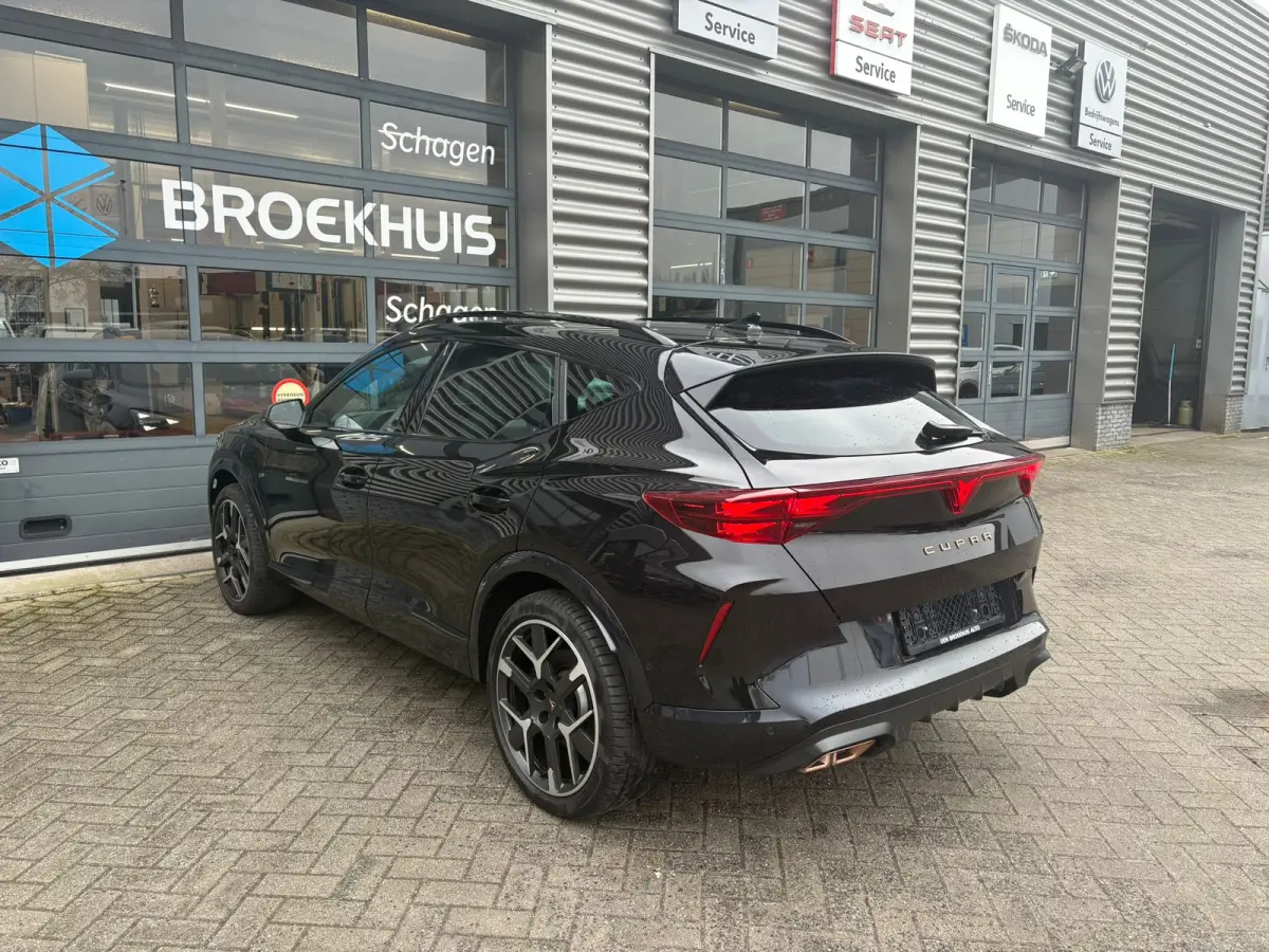 1.5 TSI e-Hybrid 272 pk VZ Performance | Panoramadak | Wegklapbare Trekhaak | Rondomzicht camera | Stuur/stoel verwarming |