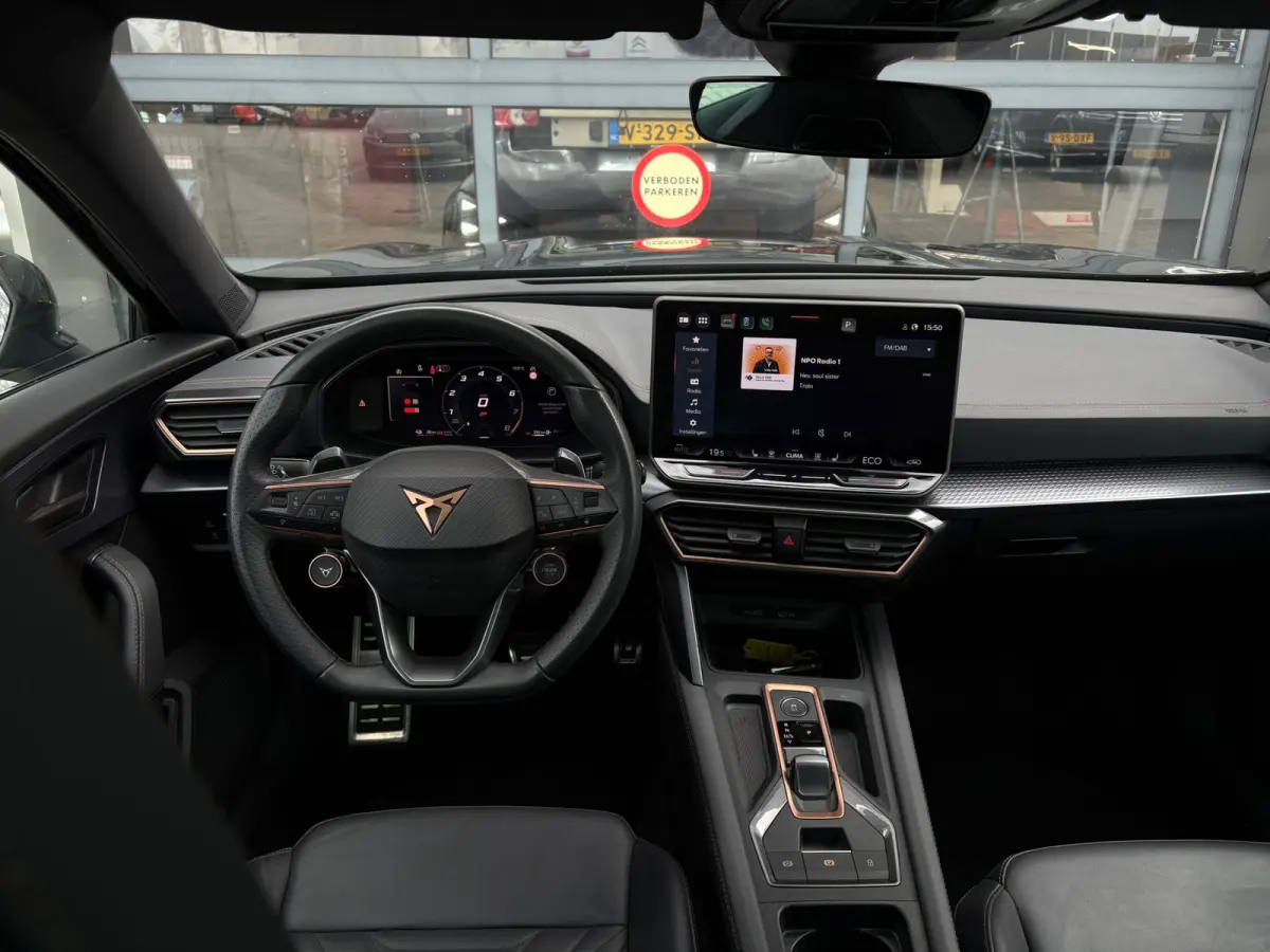 1.5 TSI e-Hybrid 272 pk VZ Performance | Panoramadak | Wegklapbare Trekhaak | Rondomzicht camera | Stuur/stoel verwarming |