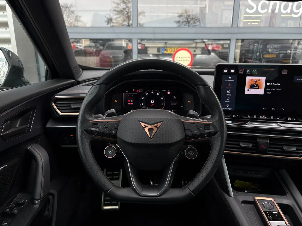 1.5 TSI e-Hybrid 272 pk VZ Performance | Panoramadak | Wegklapbare Trekhaak | Rondomzicht camera | Stuur/stoel verwarming |