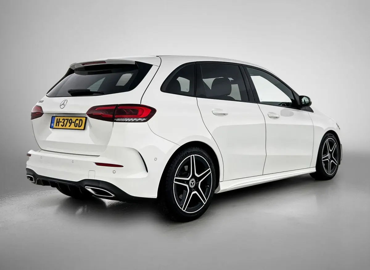 200 Business Solution AMG | Automaat | Apple Carplay / Android Auto | Camera | Navigatie | Stoelverwarming | Virtual Cockpit | Climate Control | Lichtmetalen Velgen |