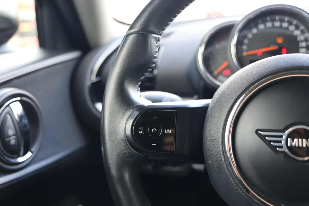 1.5 One Business Edition|Automaat|Clima|Navi|Cruise|LED