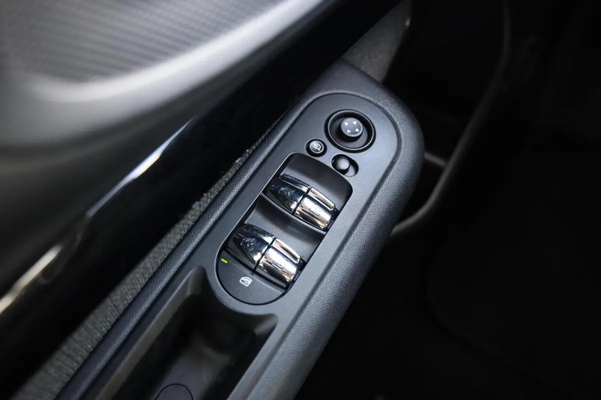 1.5 One Business Edition|Automaat|Clima|Navi|Cruise|LED