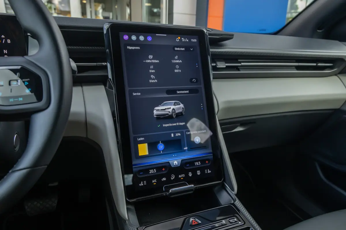 Premium Extended Range RWD 77 kWh | Trekhaak Elek. | Adaptive Cruise Control | 360 Camera l B&O | 2 Elektrisch verstelbaren stoelen | Achteruitrijcamera | Apple Carplay/Android Auto | Achter