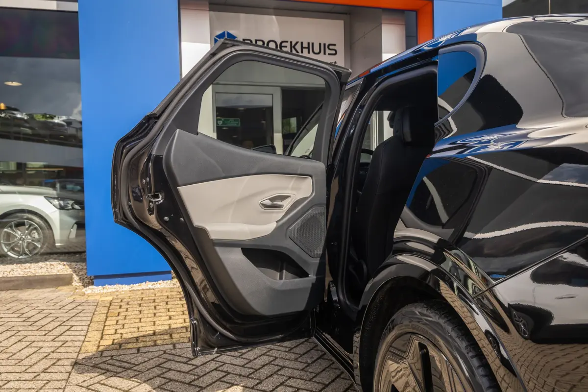Premium Extended Range RWD 77 kWh | Trekhaak Elek. | Adaptive Cruise Control | 360 Camera l B&O | 2 Elektrisch verstelbaren stoelen | Achteruitrijcamera | Apple Carplay/Android Auto | Achter