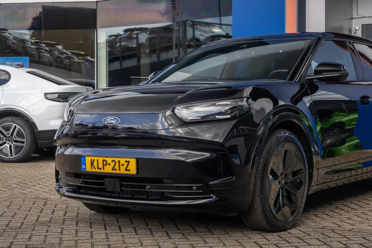 Premium Extended Range RWD 77 kWh | Trekhaak Elek. | Adaptive Cruise Control | 360 Camera l B&O | 2 Elektrisch verstelbaren stoelen | Achteruitrijcamera | Apple Carplay/Android Auto | Achter