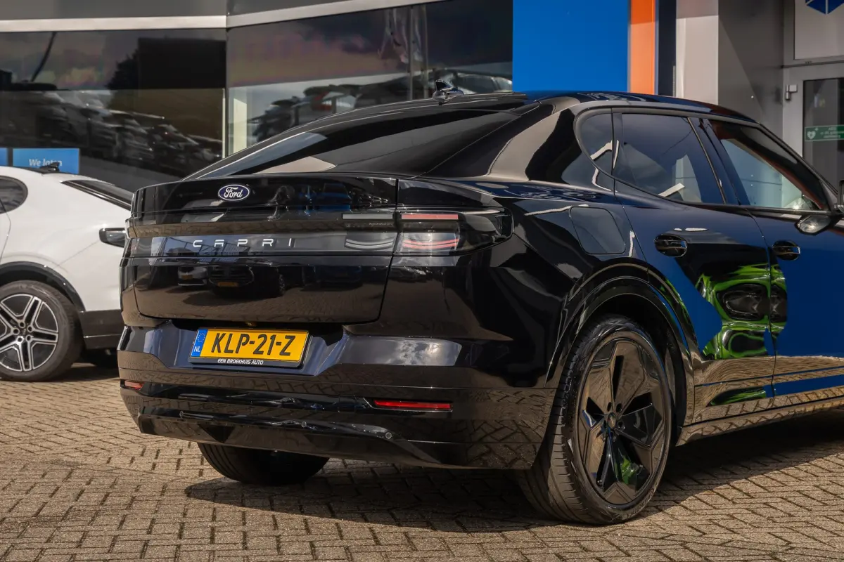 Premium Extended Range RWD 77 kWh | Trekhaak Elek. | Adaptive Cruise Control | 360 Camera l B&O | 2 Elektrisch verstelbaren stoelen | Achteruitrijcamera | Apple Carplay/Android Auto | Achter