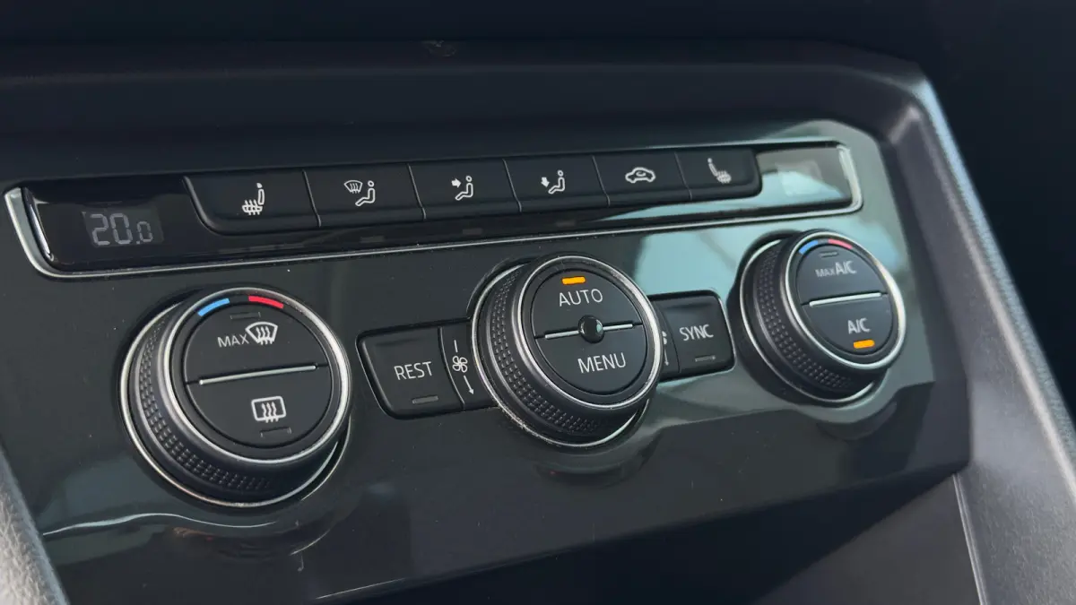 1.4 TSI Comfortline Business | Panoramadak | Navi | Stoelverwarming |