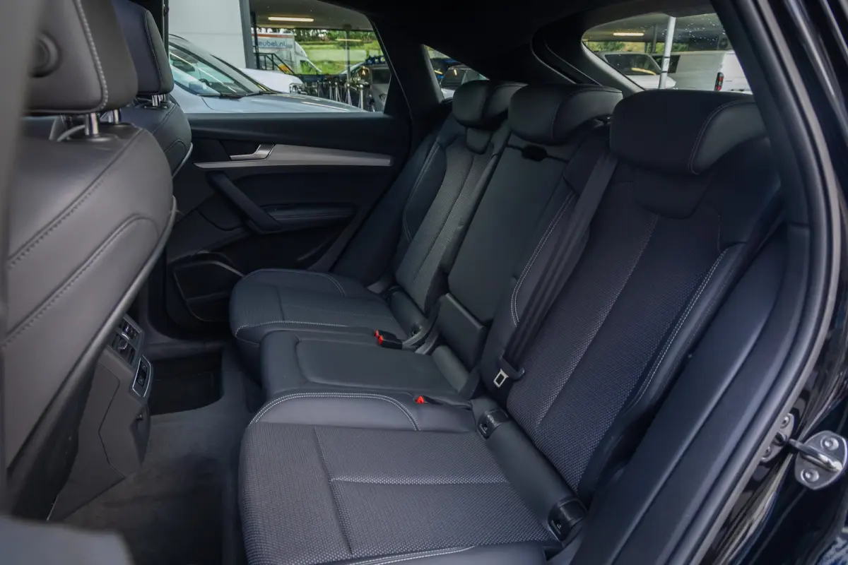 55 TFSI e S edition | Pano-dak | Bang & Olufsen | Cruise control adaptief | Stoelverwarming | Navigatie | Apple Carplay/Android Auto | Elektrisch bedienbare achterklep | Apple Carplay/Androi