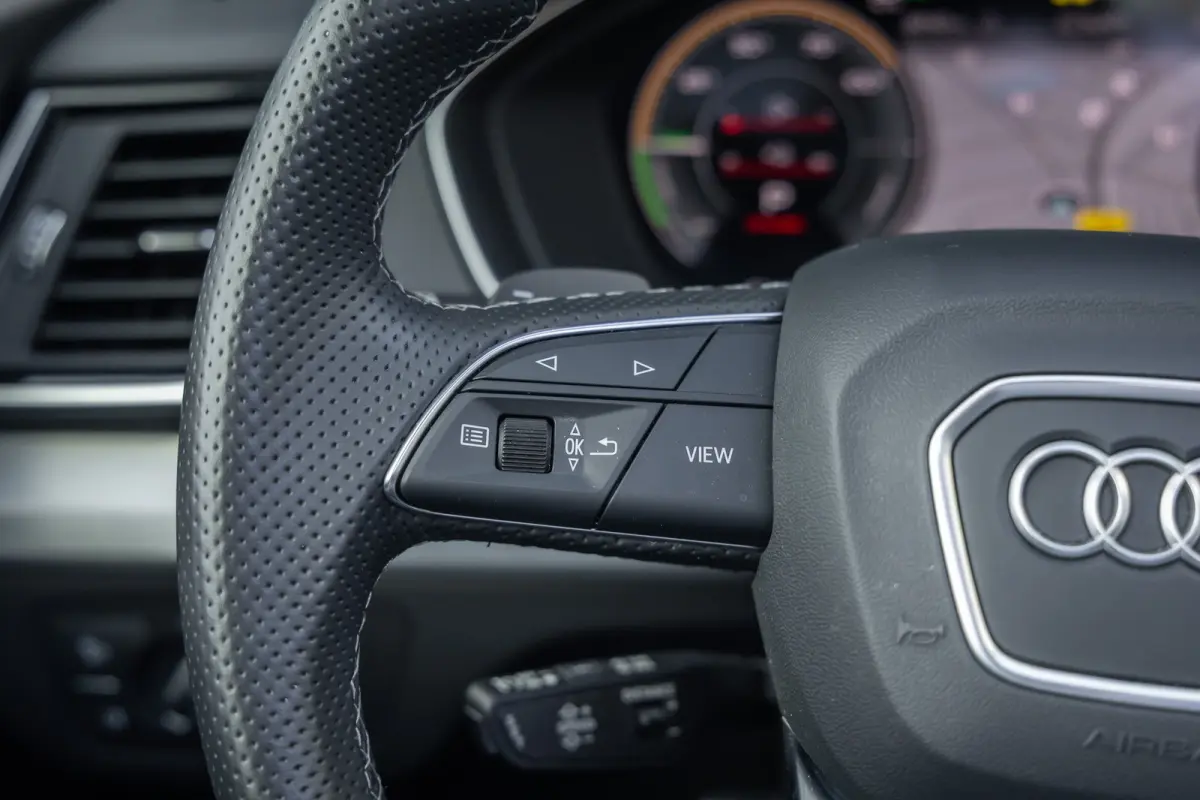 55 TFSI e S edition | Pano-dak | Bang & Olufsen | Cruise control adaptief | Stoelverwarming | Navigatie | Apple Carplay/Android Auto | Elektrisch bedienbare achterklep | Apple Carplay/Androi