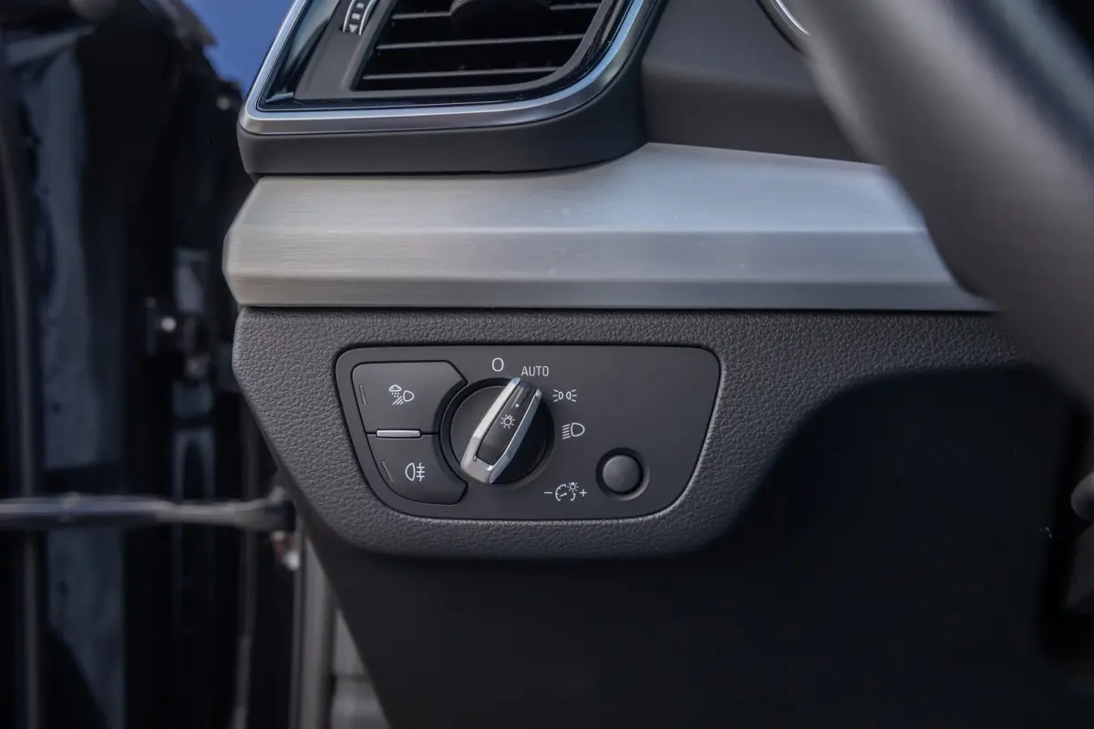 55 TFSI e S edition | Pano-dak | Bang & Olufsen | Cruise control adaptief | Stoelverwarming | Navigatie | Apple Carplay/Android Auto | Elektrisch bedienbare achterklep | Apple Carplay/Androi