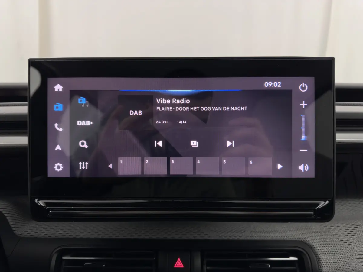 Max 113pk 44 kWh [3-Fase-11kW ] {SoH-90%} (INCL.BTW) *FULL-LED | NAVI-FULLMAP | CAMERA | COMFORT-SEATS | PRIVACY-GLASS | CARPLAY | DAB | ECC | PDC | CRUISE | 17''ALU*