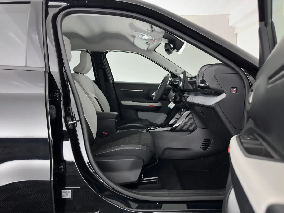 Max 113pk 44 kWh [3-Fase-11kW ] {SoH-90%} (INCL.BTW) *FULL-LED | NAVI-FULLMAP | CAMERA | COMFORT-SEATS | PRIVACY-GLASS | CARPLAY | DAB | ECC | PDC | CRUISE | 17''ALU*