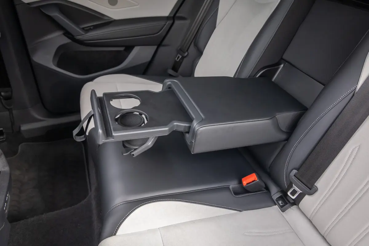 1.5 eHybrid Elegance | Elek. Trekhaak | Cruise control adaptief | Panorama dak Elek. | 20'' | 360 Camera | Stoel/Stuurverwarming | Achterklep Elek. | Apple Carplay/Android Auto | Achteruitri