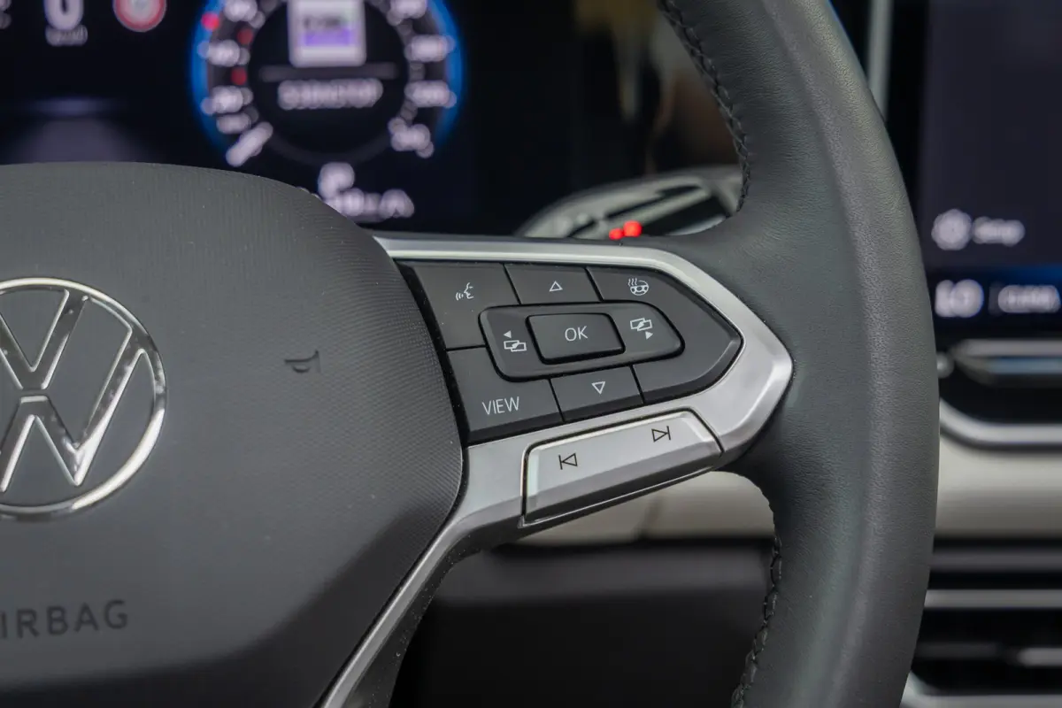 1.5 eHybrid Elegance | Elek. Trekhaak | Cruise control adaptief | Panorama dak Elek. | 20'' | 360 Camera | Stoel/Stuurverwarming | Achterklep Elek. | Apple Carplay/Android Auto | Achteruitri