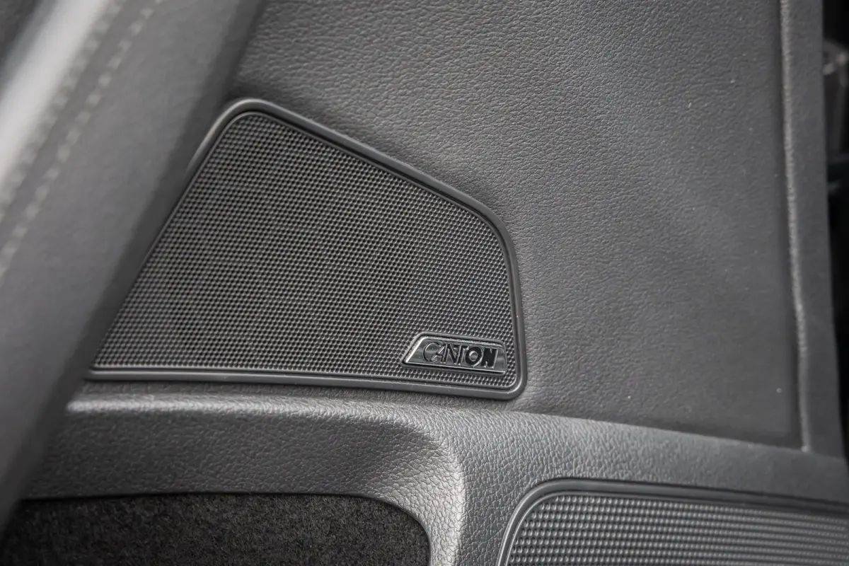 1.4 TSI iV PHEV 218PK Laurin & Klement | Leder | Camera | Memory | Canton audio | Cruise adaptief | 19'' | Dodehoek detectie | Matrix LED | Stoel+stuur verwarming | | Apple Carplay/Android A