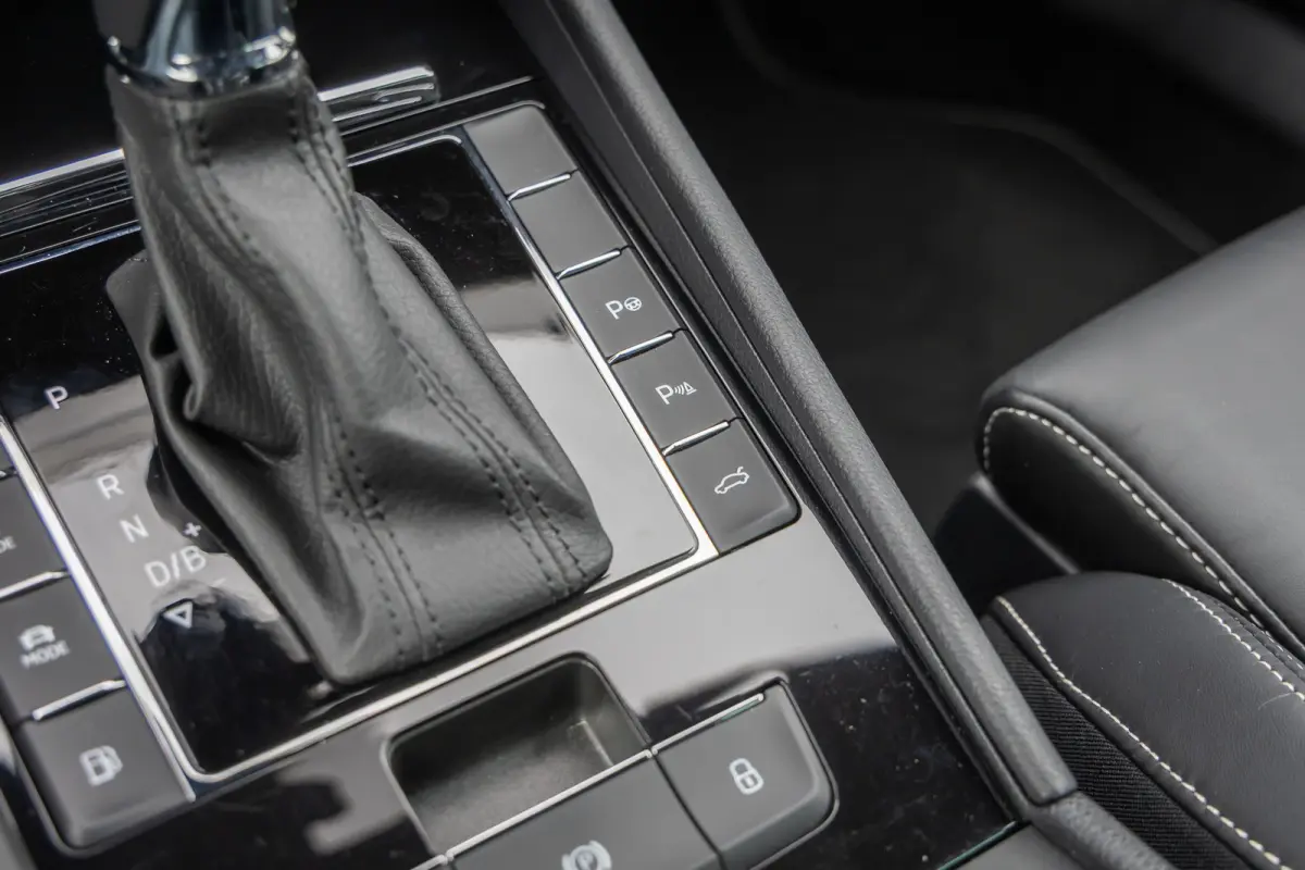 1.4 TSI iV PHEV 218PK Laurin & Klement | Leder | Camera | Memory | Canton audio | Cruise adaptief | 19'' | Dodehoek detectie | Matrix LED | Stoel+stuur verwarming | | Apple Carplay/Android A