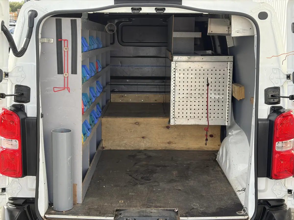 1.5 CDTI L2H1*HAAK*A/C*CRUISE*IMPERIAAL*PDC*3-PERS