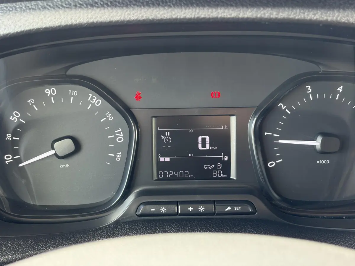 1.5 CDTI L2H1*HAAK*A/C*CRUISE*IMPERIAAL*PDC*3-PERS