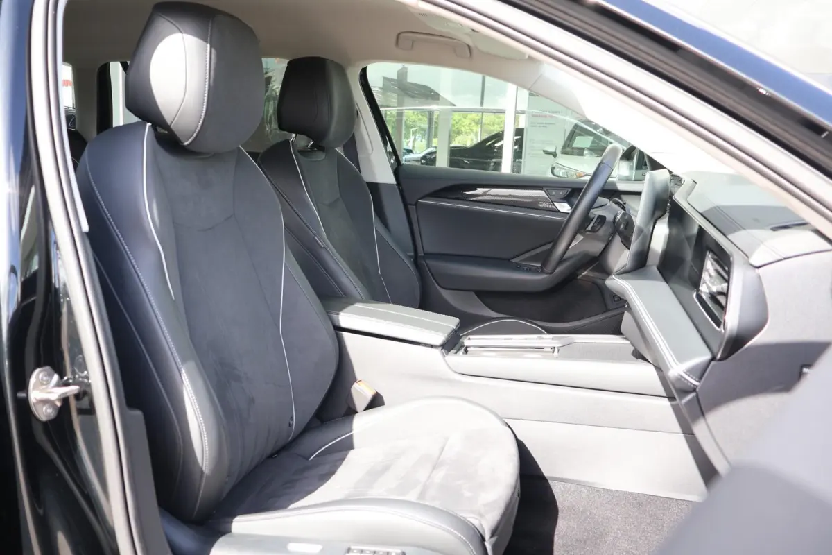 1.5 eHybrid 204pk Business | SoH 100% | Trekhaak | Head-up | Stuur & Stoelverwarming | Navigatie