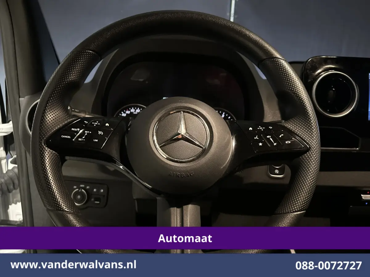 317 CDI 170pk 9G-Tronic Automaat L2H2 Euro6 Airco | Camera | Navigatie | LED | Adaptieve Cruisecontrol Chauffeursstoel, Stoelverwarming, 270 Graden Achterdeuren, Parkeersensoren, Bijrijdersb
