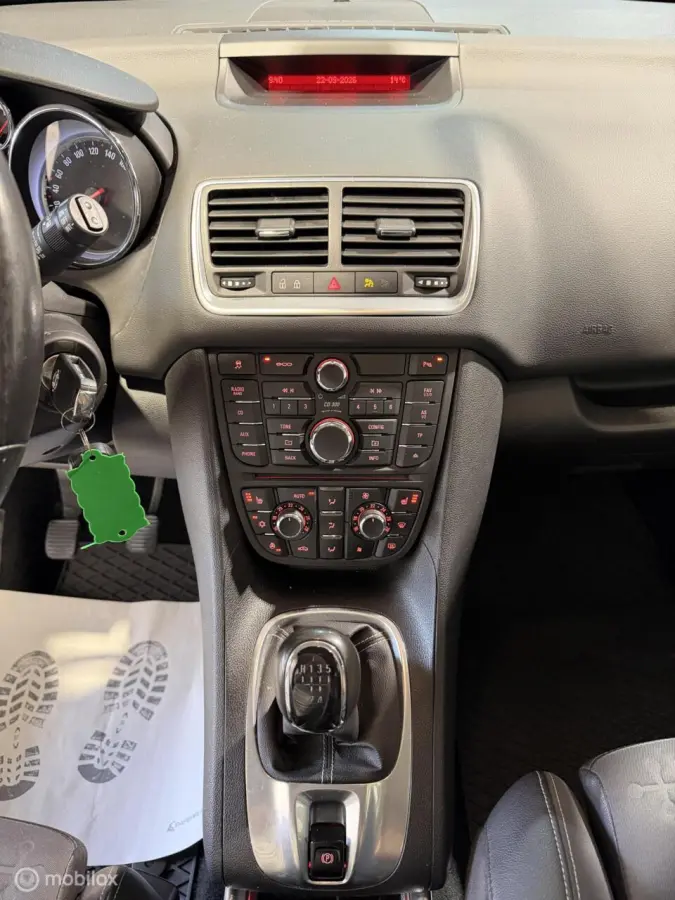 1.4 Turbo Blitz CLIMA/CRUISE/NAP/TREKHAAK/STOELV