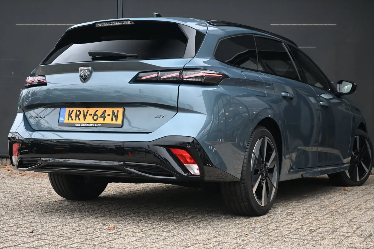 GT 54 kWh DEMO-DEAL! Tot 8 Jaar Garantie! | Alcantara | 360 Camera | Navigatie | Elektr. Achterklep | Stoelverwarming | Dodehoekdetectie | !!