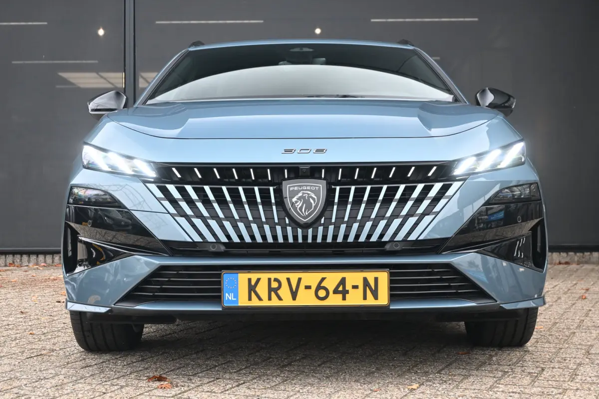 GT 54 kWh DEMO-DEAL! Tot 8 Jaar Garantie! | Alcantara | 360 Camera | Navigatie | Elektr. Achterklep | Stoelverwarming | Dodehoekdetectie | !!