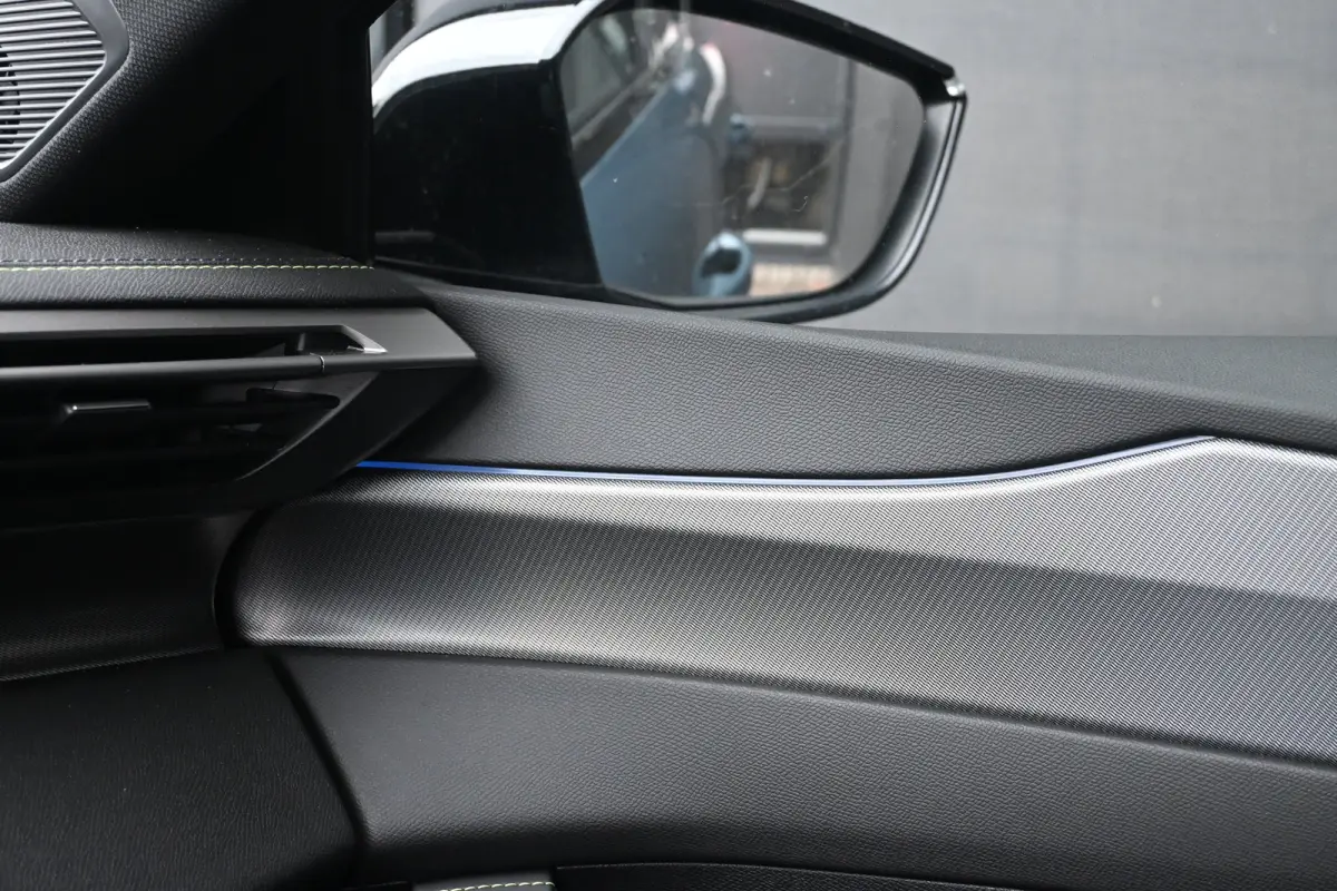 GT 54 kWh DEMO-DEAL! Tot 8 Jaar Garantie! | Alcantara | 360 Camera | Navigatie | Elektr. Achterklep | Stoelverwarming | Dodehoekdetectie | !!