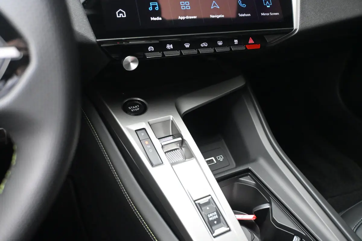 GT 54 kWh DEMO-DEAL! Tot 8 Jaar Garantie! | Alcantara | 360 Camera | Navigatie | Elektr. Achterklep | Stoelverwarming | Dodehoekdetectie | !!