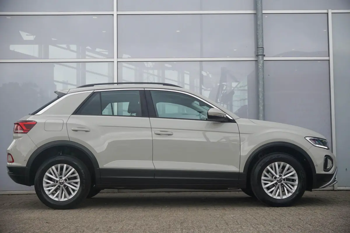 1.0 TSI 110pk Life | Trekhaak | Adaptive Cruise | Navigatie | Airco