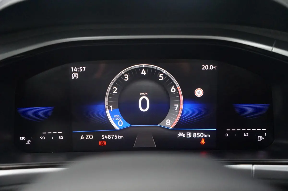 1.0 TSI 110pk Life | Trekhaak | Adaptive Cruise | Navigatie | Airco