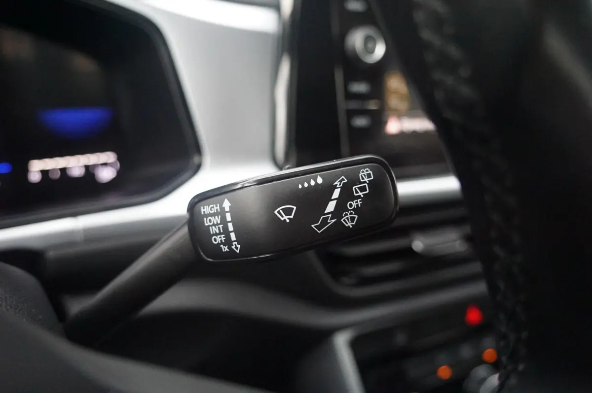 1.0 TSI 110pk Life | Trekhaak | Adaptive Cruise | Navigatie | Airco