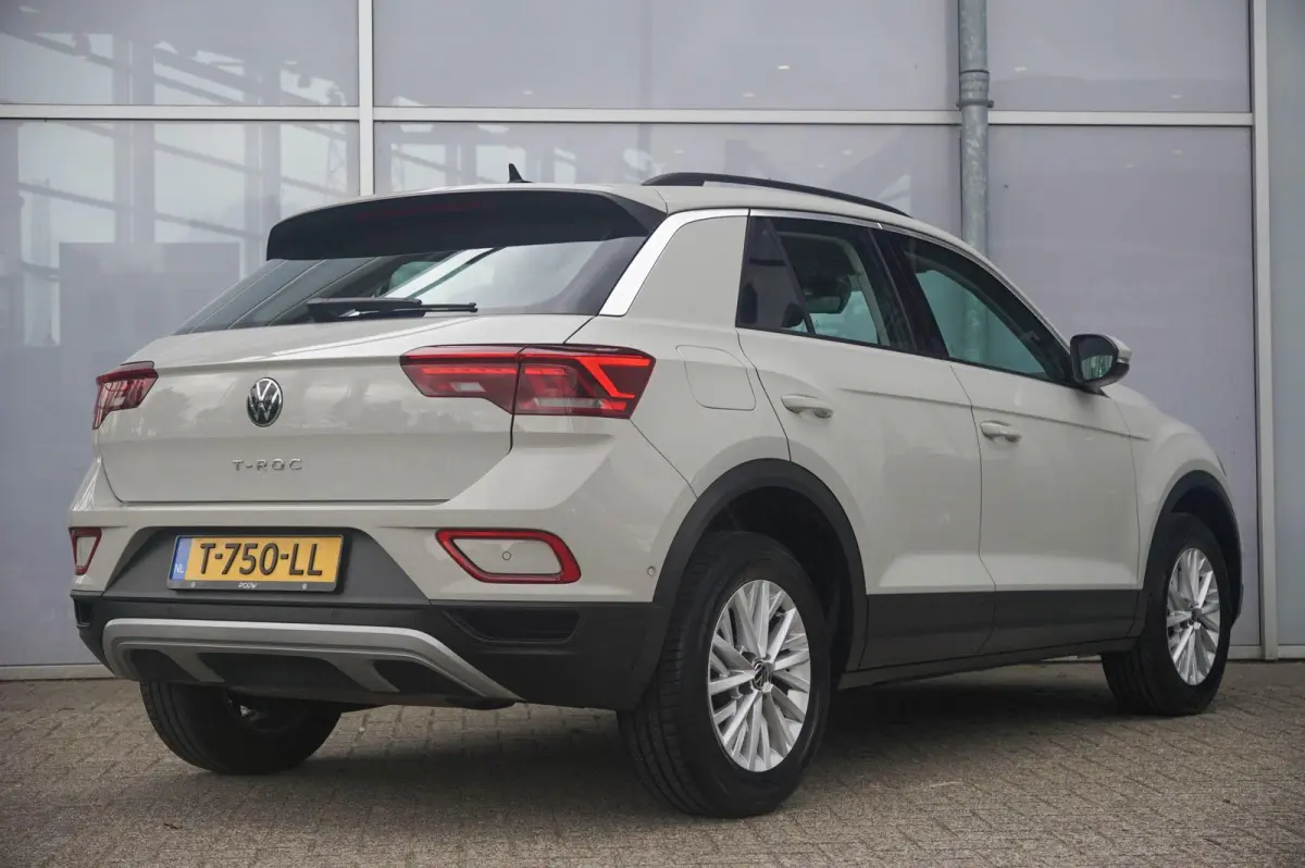 1.0 TSI 110pk Life | Trekhaak | Adaptive Cruise | Navigatie | Airco