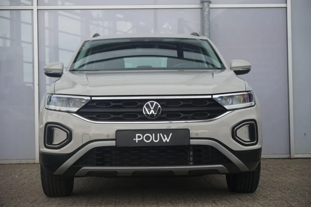 1.0 TSI 110pk Life | Trekhaak | Adaptive Cruise | Navigatie | Airco
